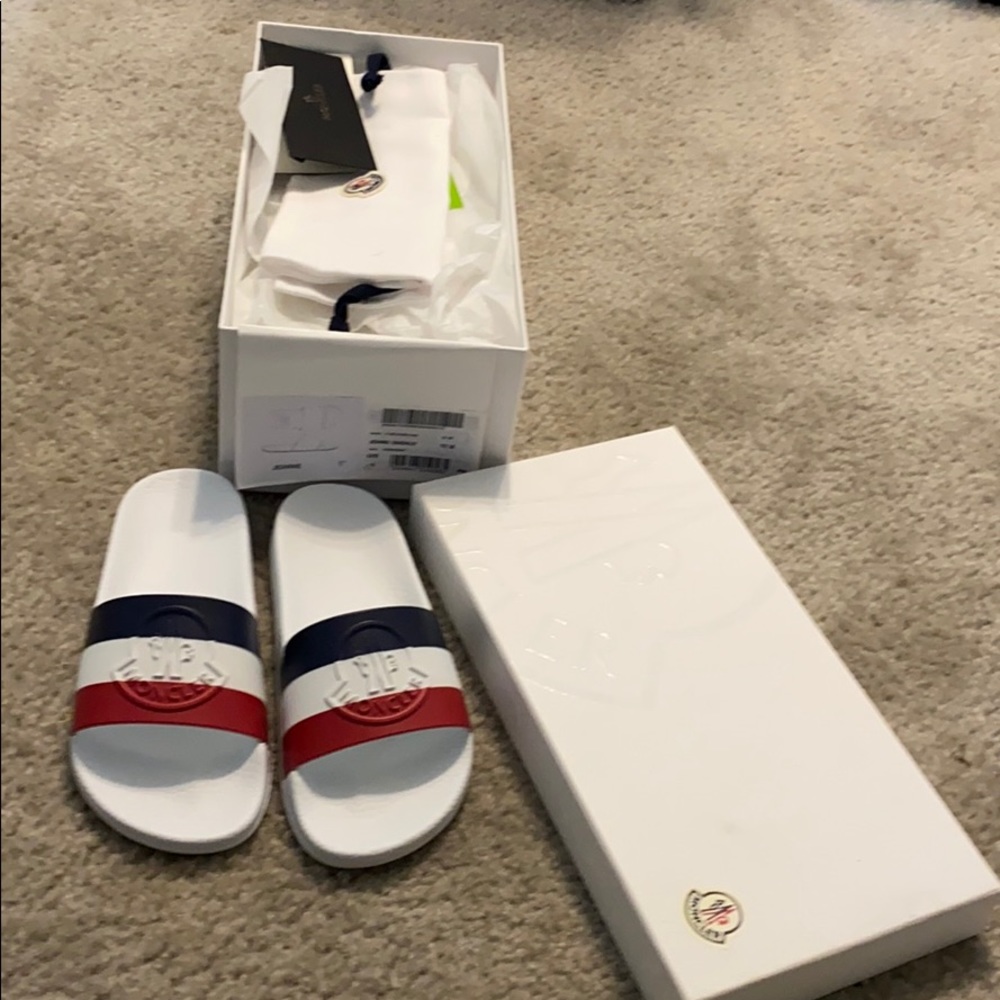 Moncler slides